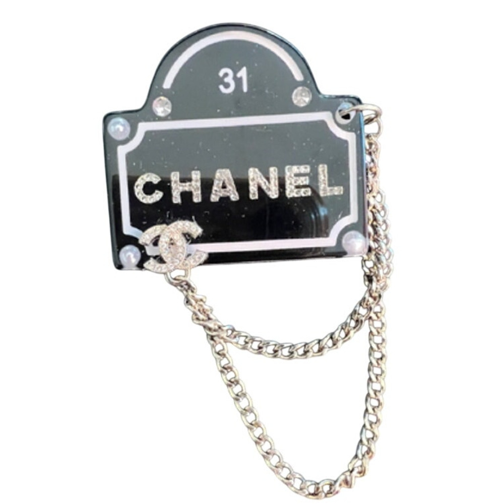 Chanel Rue 31 Black Enamel Crystal & Pearl Brooch Autumn 2023 (CCXX011)